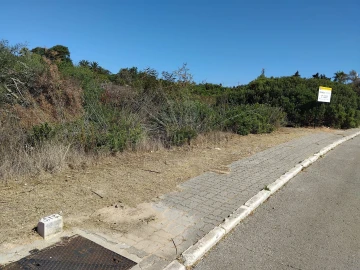 Terreno para Venda em Lagoa e Carvoeiro