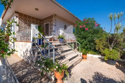 Moradia T3 para Venda em Loule (São Clemente)
