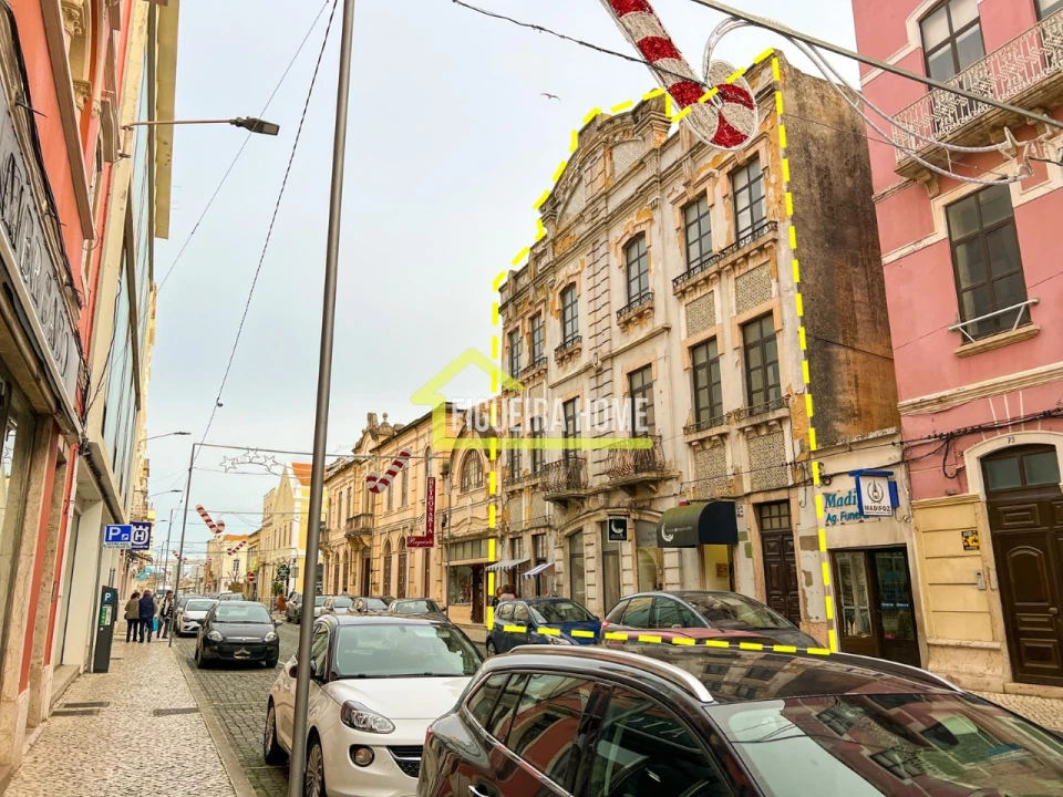 Prédio para Venda em Buarcos Foto 4