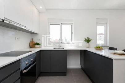 Apartamento T3 para Venda em Olivais