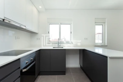 Apartamento T3 para Venda em Olivais