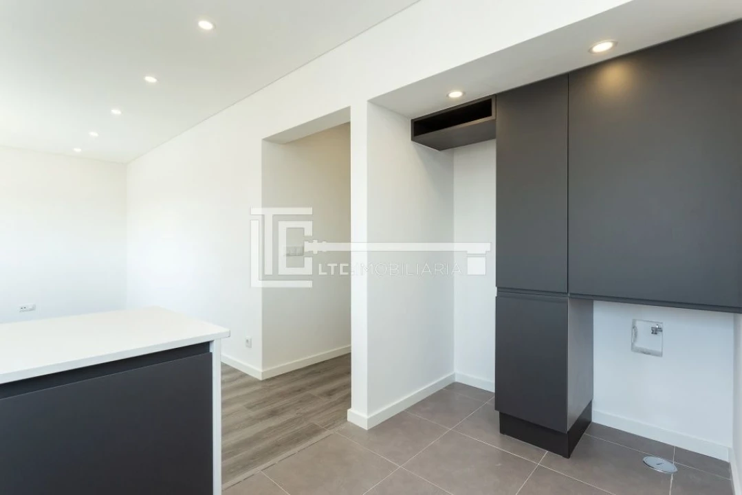 Apartamento T3 para Venda em Olivais Foto 6