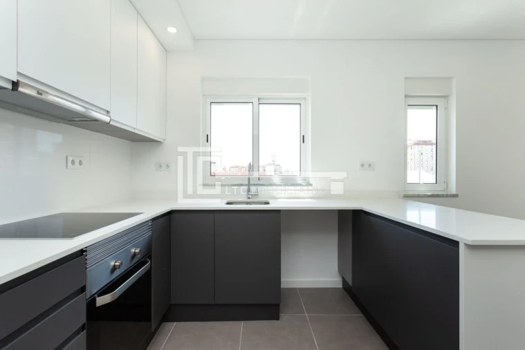 Apartamento T3 para Venda em Olivais Foto 9