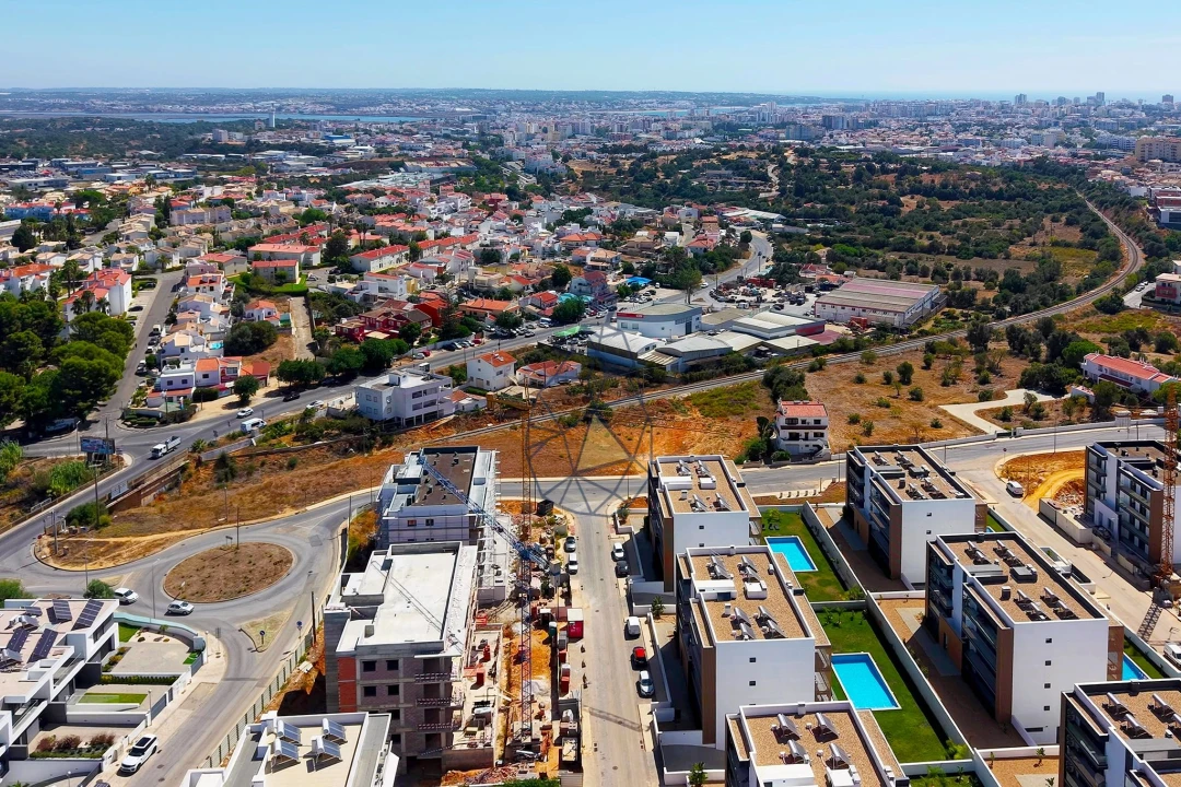 Apartamento T2 para Venda em Portimão Foto 30