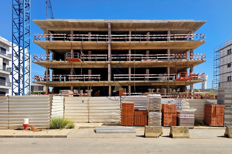 Apartamento T2 para Venda em Portimão Foto 15