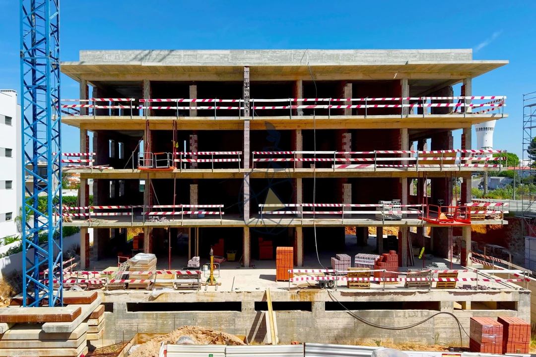 Apartamento T2 para Venda em Portimão Foto 7