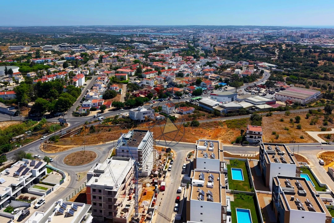 Apartamento T2 para Venda em Portimão Foto 28