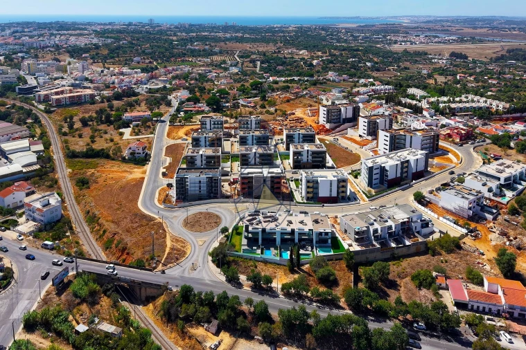 Apartamento T3 para Venda em Portimão Foto 32