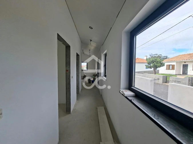 Moradia T2 para Venda em Terra Chã Foto 7