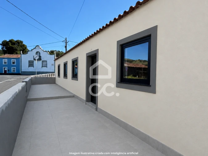 Moradia T2 para Venda em Terra Chã Foto 2