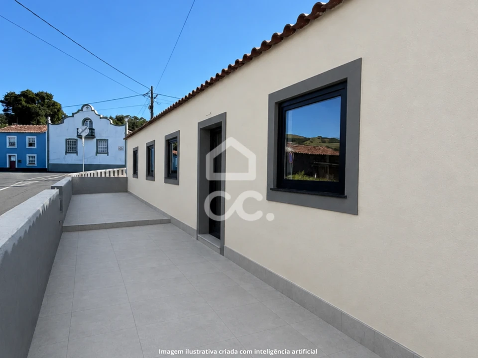 Moradia T2 para Venda em Terra Chã Foto 2
