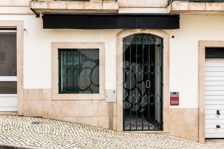 Apartamento T1 para Venda em Santo António Foto 18