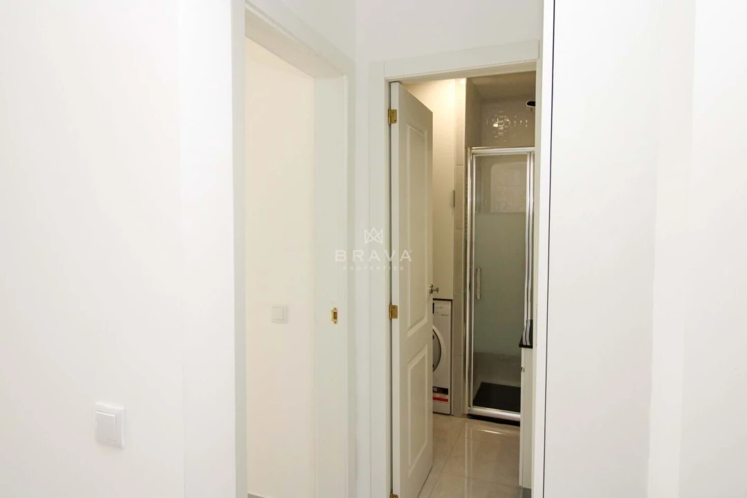 Apartamento T1 para Venda em Quarteira Foto 6