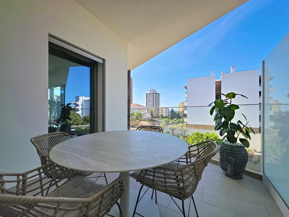 Apartamento T2 para Venda em Portimão Foto 40