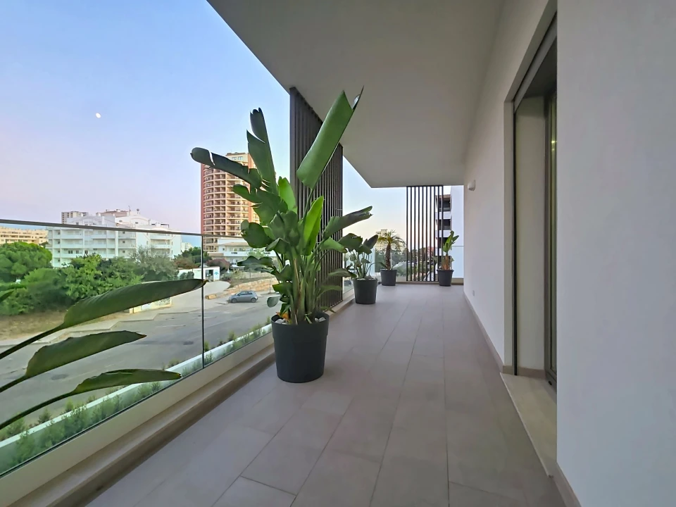 Apartamento T2 para Venda em Portimão Foto 30