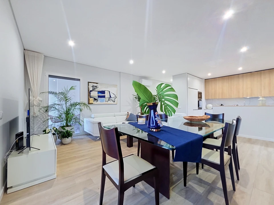 Apartamento T2 para Venda em Portimão Foto 53
