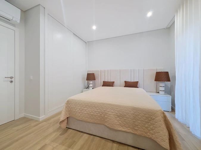 Apartamento T2 para Venda em Portimão Foto 45