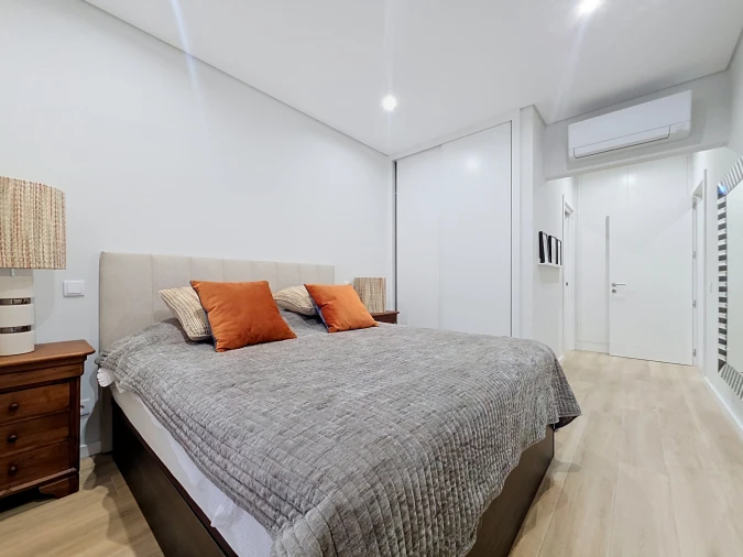 Apartamento T2 para Venda em Portimão Foto 50