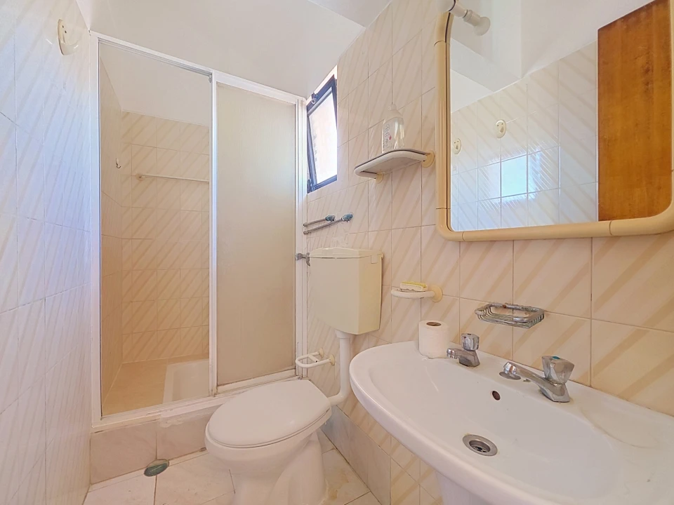 Apartamento T1 para Venda em Lagoa e Carvoeiro Foto 12