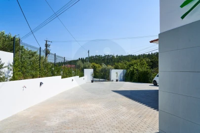 Moradia T3 para Venda em Rio de Moinhos