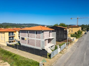 Moradia T3 para Venda em Loureira