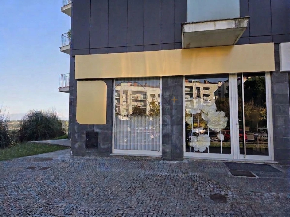 Loja para Arrendamento em Ranhados Foto 29