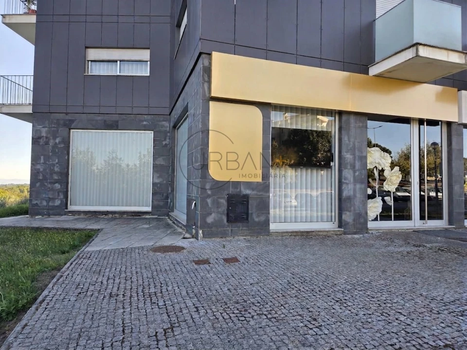 Loja para Arrendamento em Ranhados Foto 30
