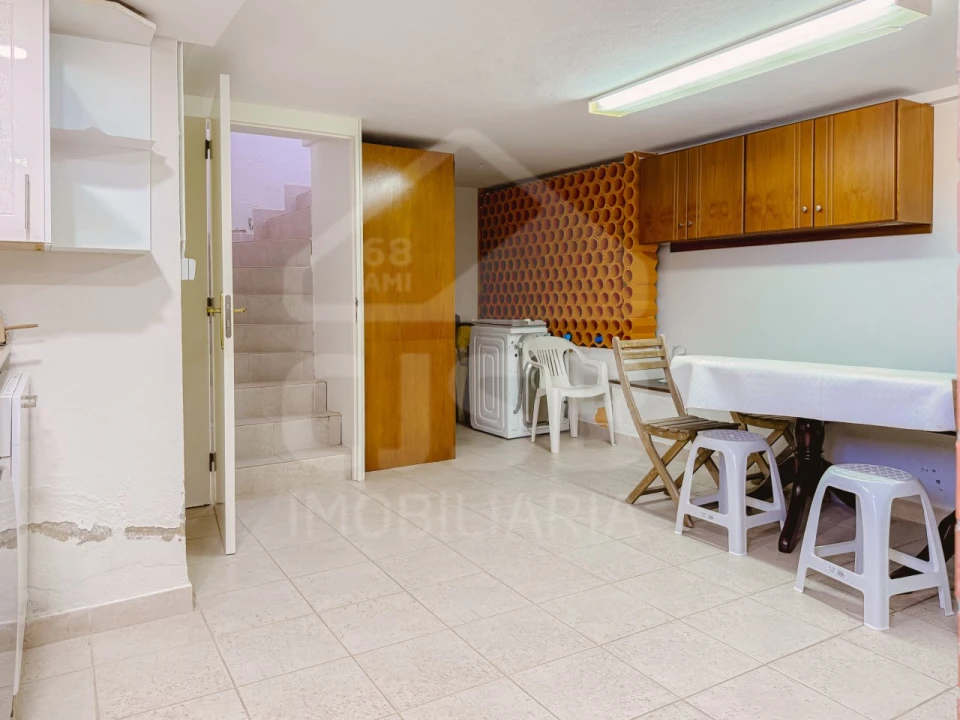 Moradia T4 para Venda em Barrosa Foto 10