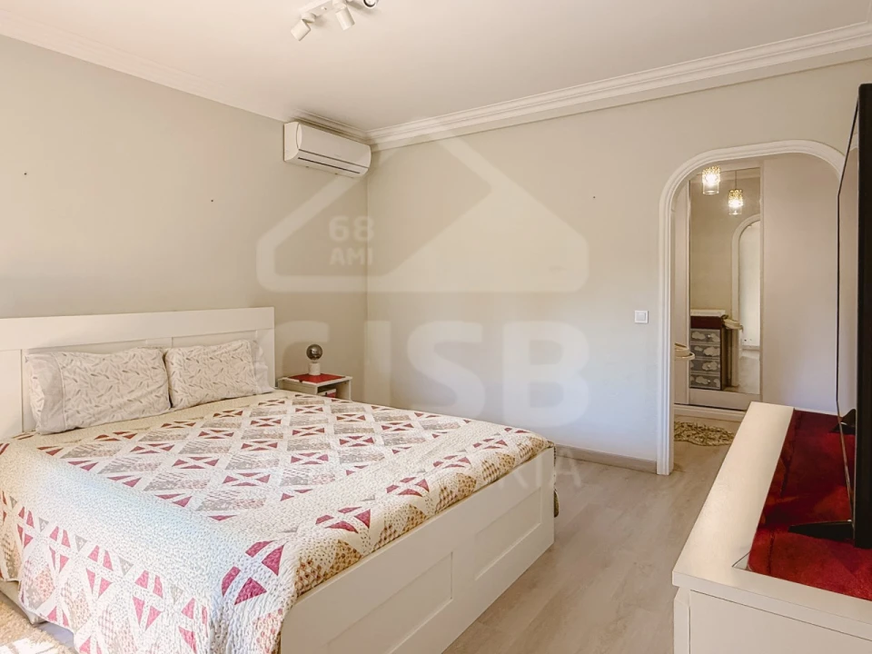 Moradia T4 para Venda em Barrosa Foto 16