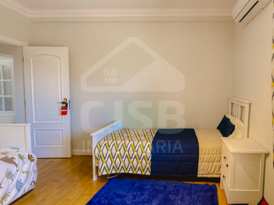 Moradia T4 para Venda em Barrosa Foto 23