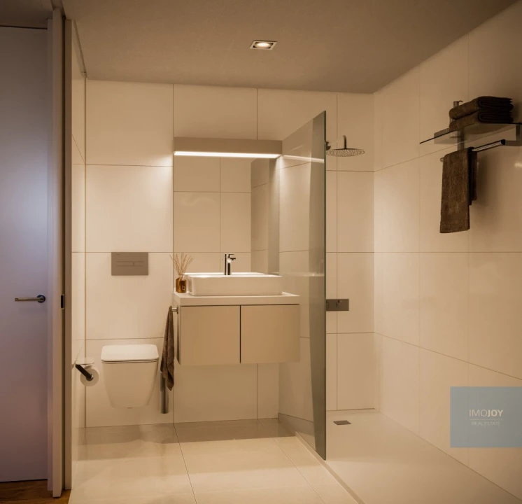 Apartamento T1 para Venda em Cedofeita, Santo Ildefonso, Sé, Miragaia, São Nicolau e Vitória Foto 12