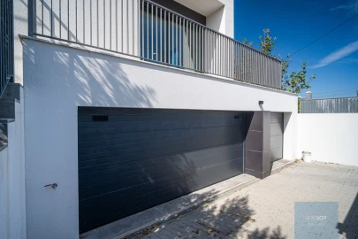 Moradia T4 para Venda em Alcabideche