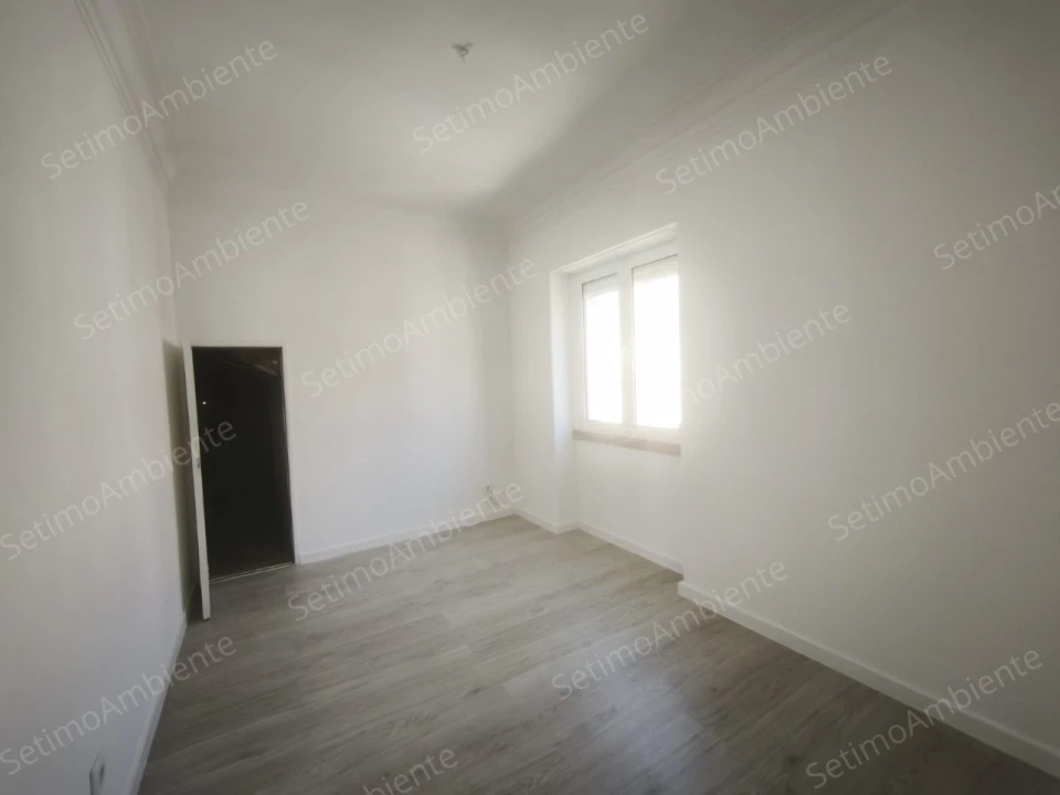 Apartamento T1 para Venda em São Vicente Foto 3