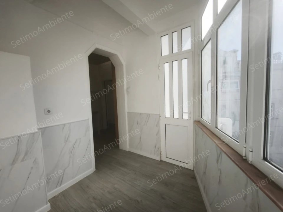 Apartamento T1 para Venda em São Vicente Foto 11