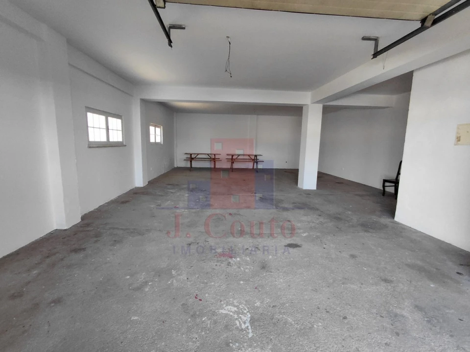 Moradia T4 para Arrendamento em Nadadouro Foto 11