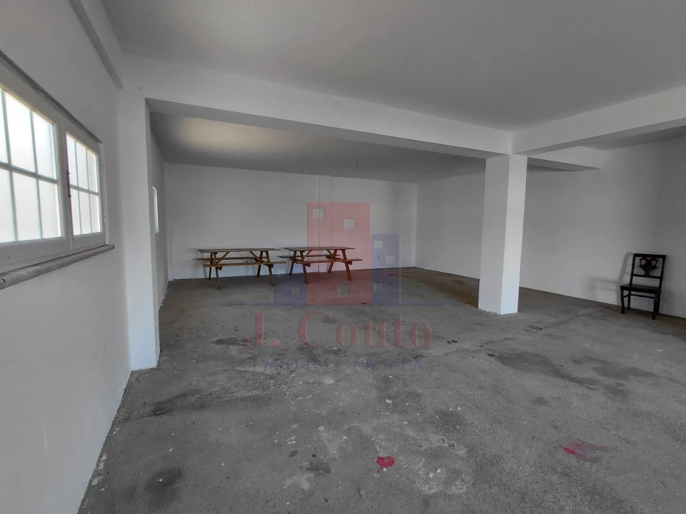 Moradia T4 para Arrendamento em Nadadouro Foto 12