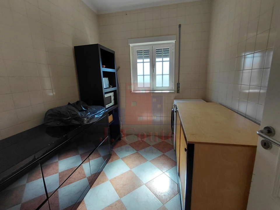 Moradia T4 para Arrendamento em Nadadouro Foto 17