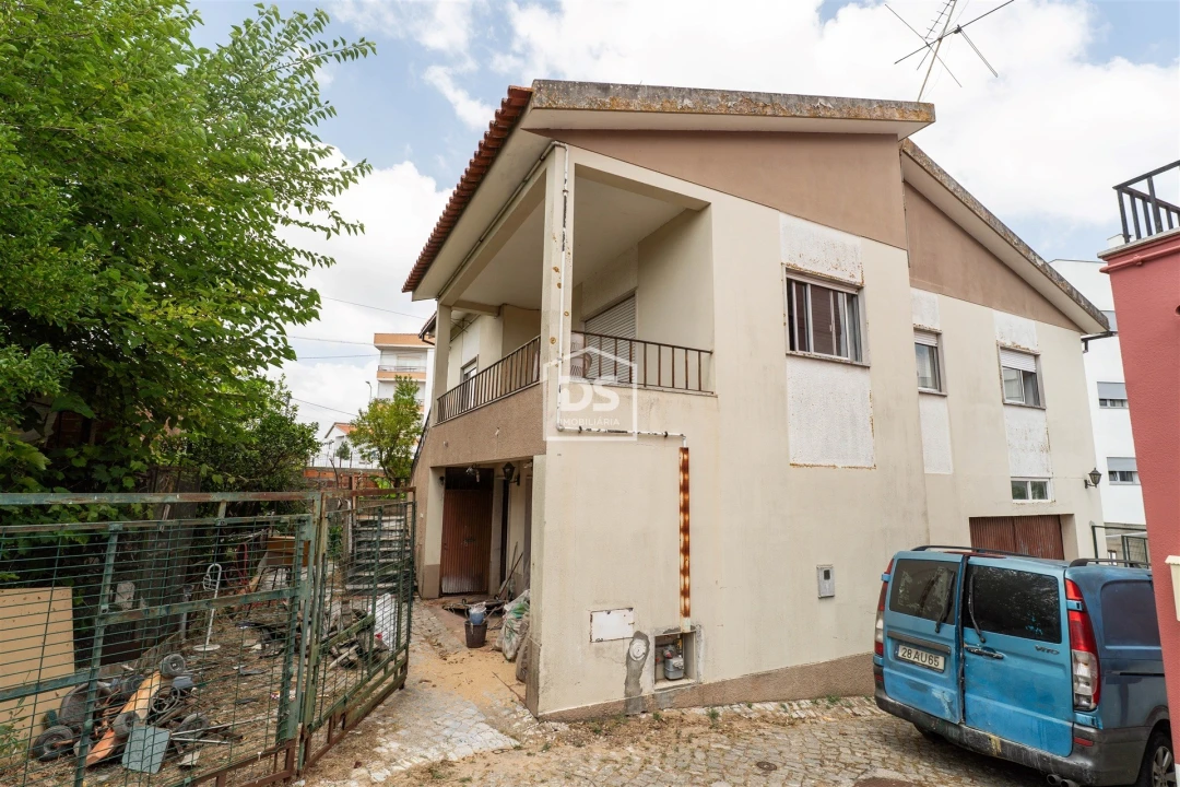 Moradia T4 para Venda em Marrazes e Barosa Foto 45
