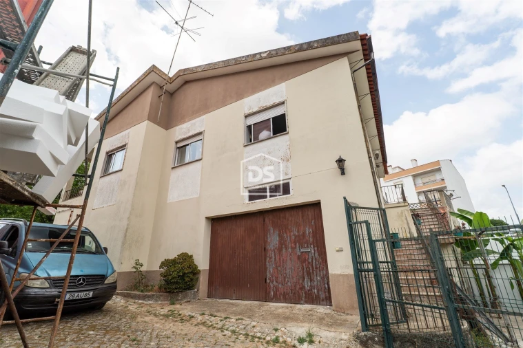 Moradia T4 para Venda em Marrazes e Barosa Foto 46