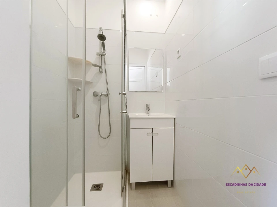 Apartamento T2 para Venda em São Vicente Foto 19