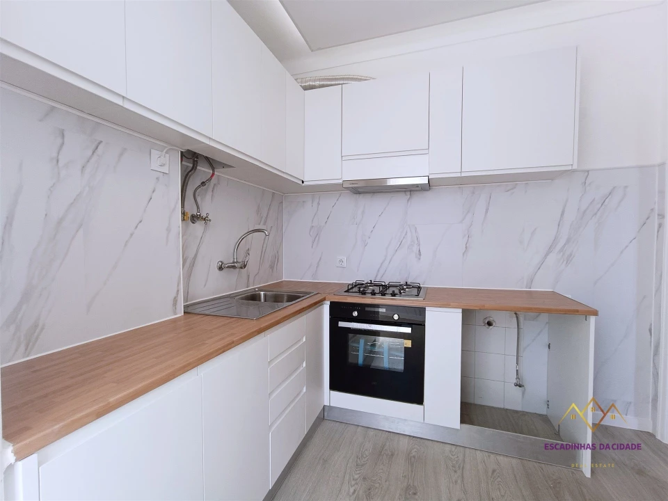 Apartamento T2 para Venda em São Vicente Foto 9