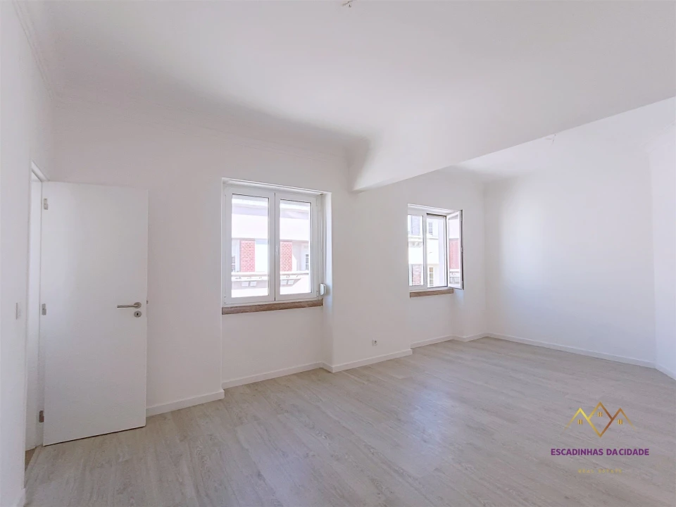 Apartamento T2 para Venda em São Vicente Foto 4