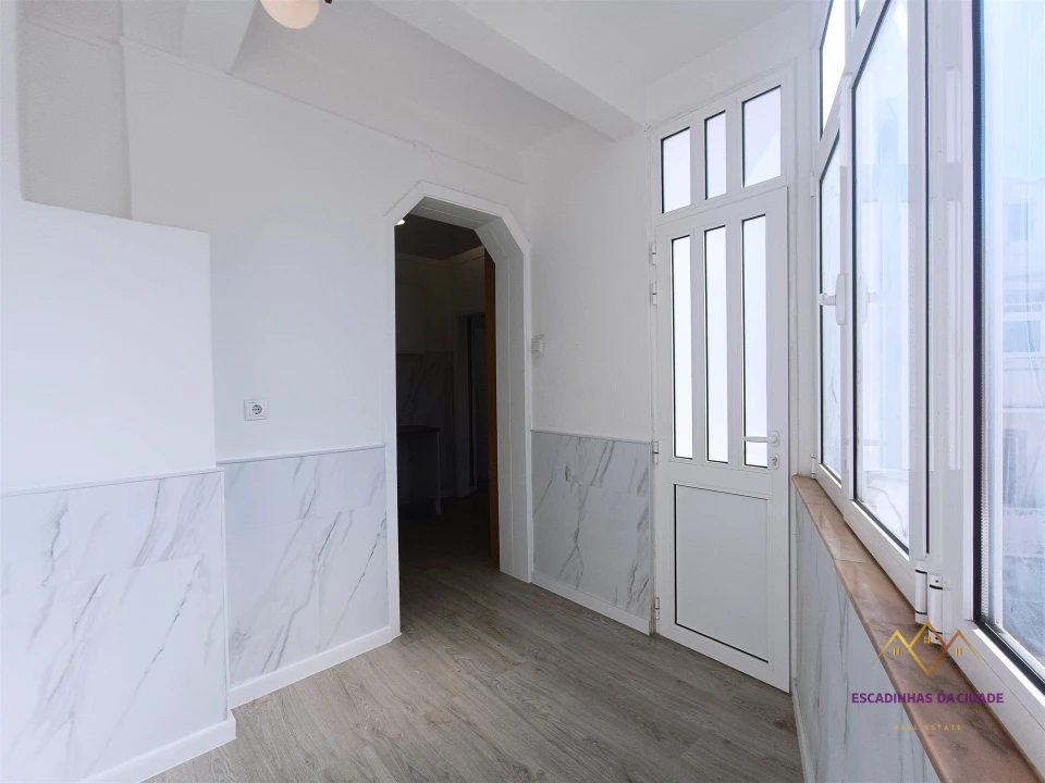 Apartamento T2 para Venda em São Vicente Foto 11