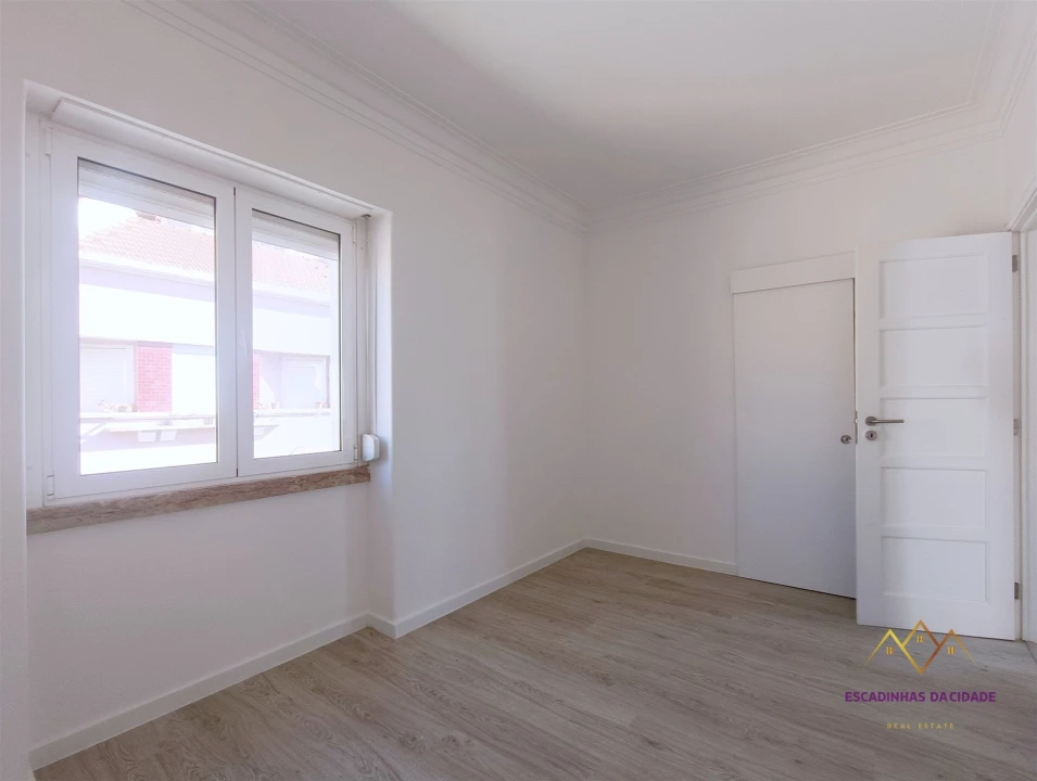 Apartamento T2 para Venda em São Vicente Foto 14