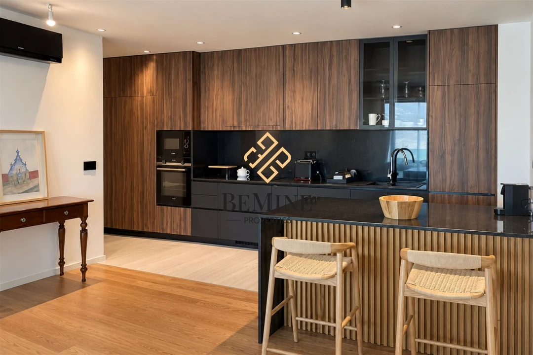 Apartamento T1 para Arrendamento em São Martinho Foto 6