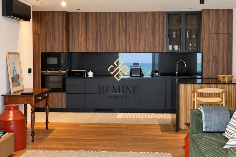 Apartamento T1 para Arrendamento em São Martinho Foto 5