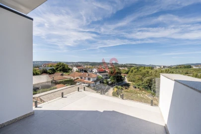 Apartamento T2 para Venda em Margaride, Várzea, Lagares, Varziela, Moure