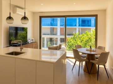 Apartamento T1 para Arrendamento em Algés, Linda-A-Velha e Cruz Quebrada-Dafundo