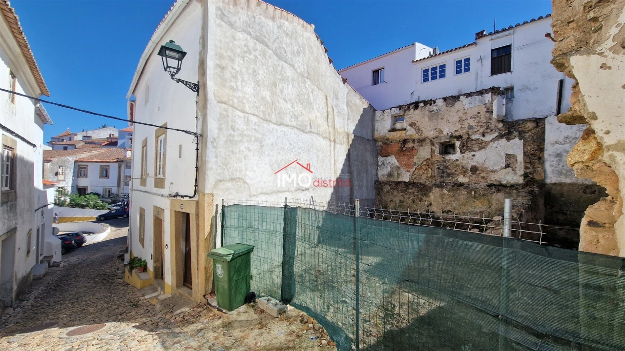 Moradia T3 para Venda em Santa Maria da Devesa Foto 1