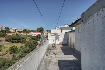Apartamento T2 para Arrendamento em Ajuda